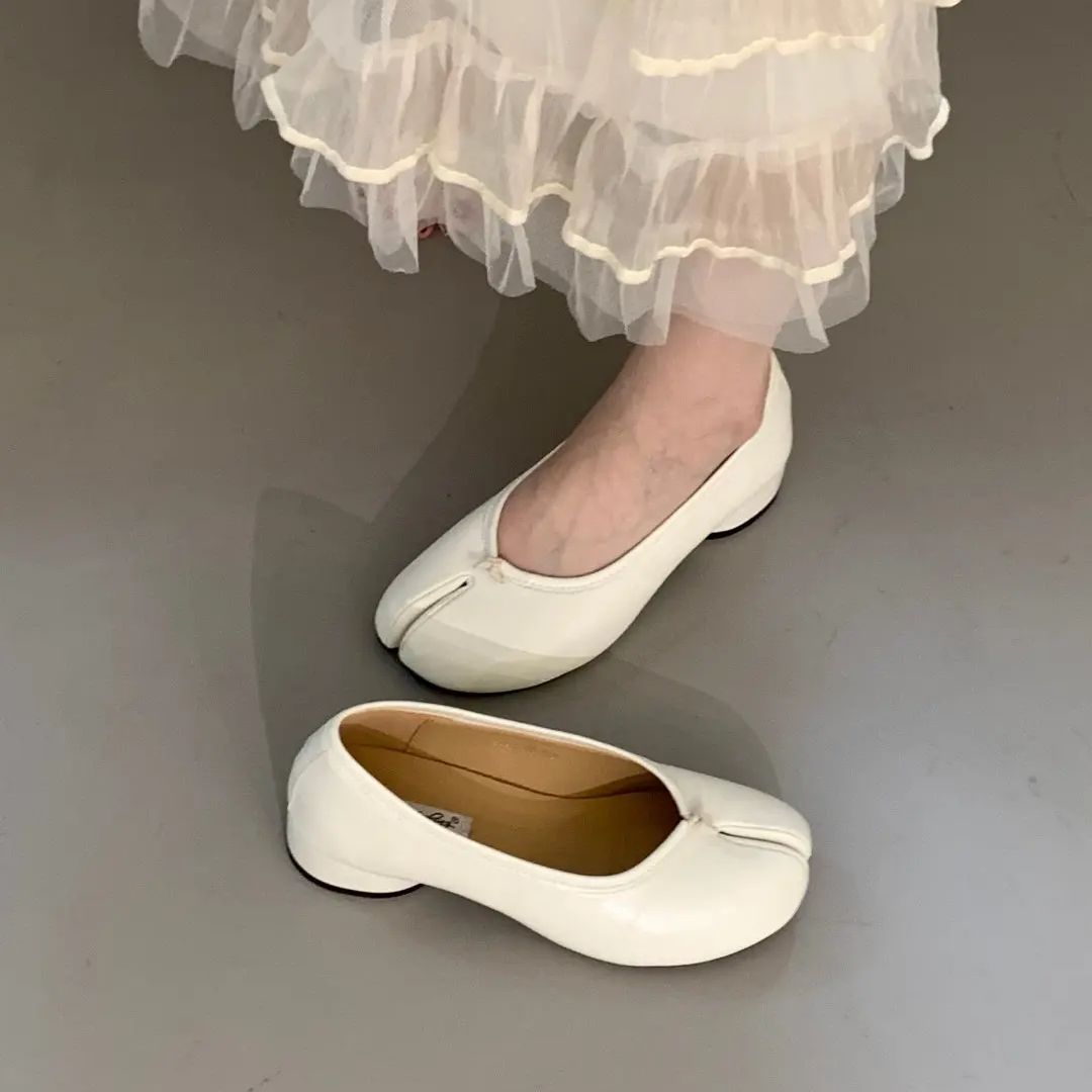 Bailamos Women Low Heel Split  - Shoes For Women Flats recension och pris