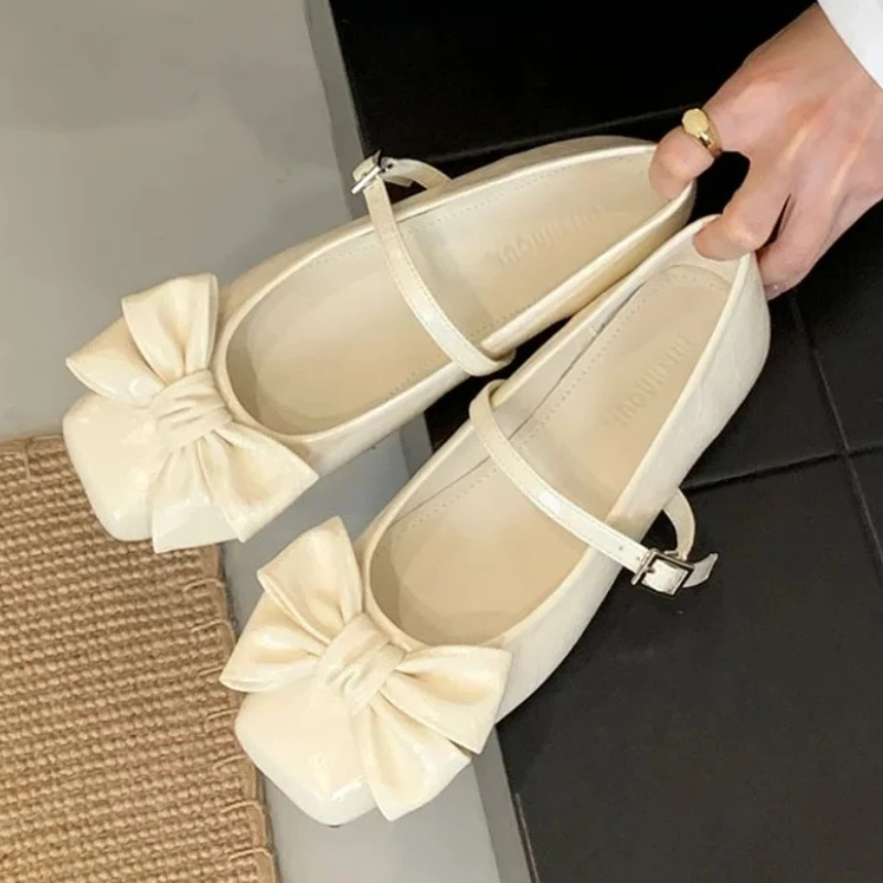 Cute Bowknot Square Toe Design - Women Shoes Branded recension och pris